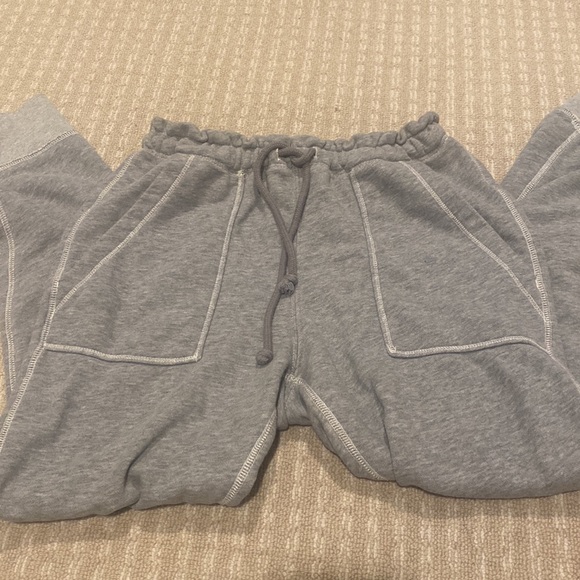 Abercrombie Joggers - Picture 2 of 3